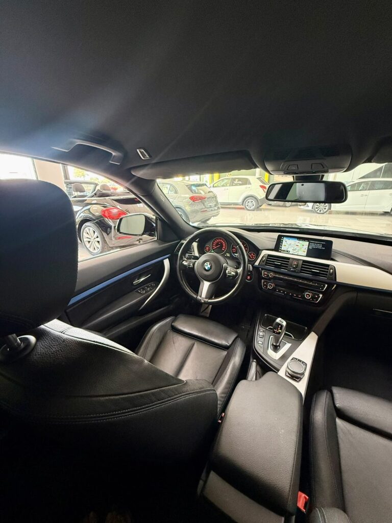 BMW Serie 3 318d Gran Turismo M Sport 2019 interior