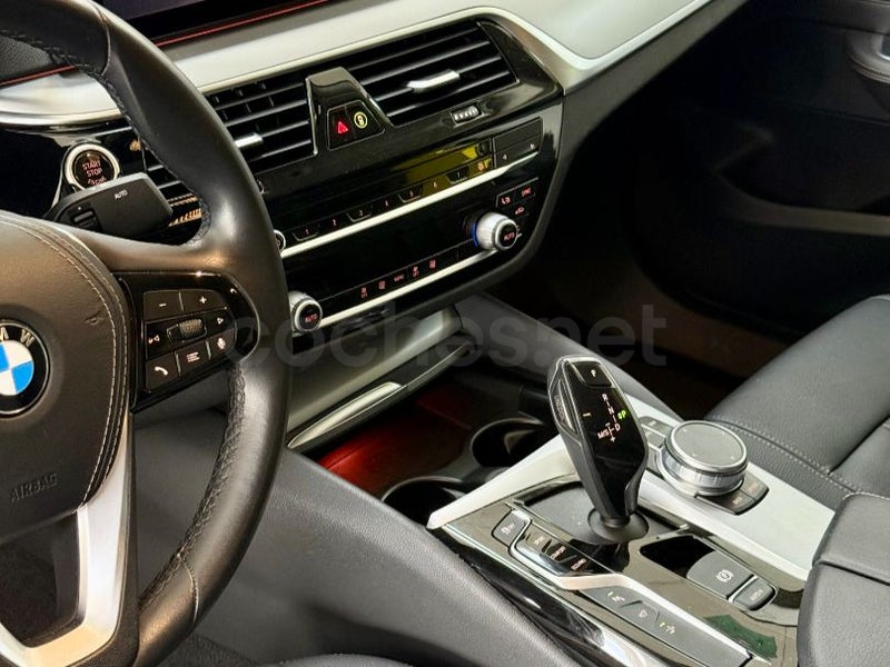 BMW Serie 6 630d Gran Turismo 2019 foto 9