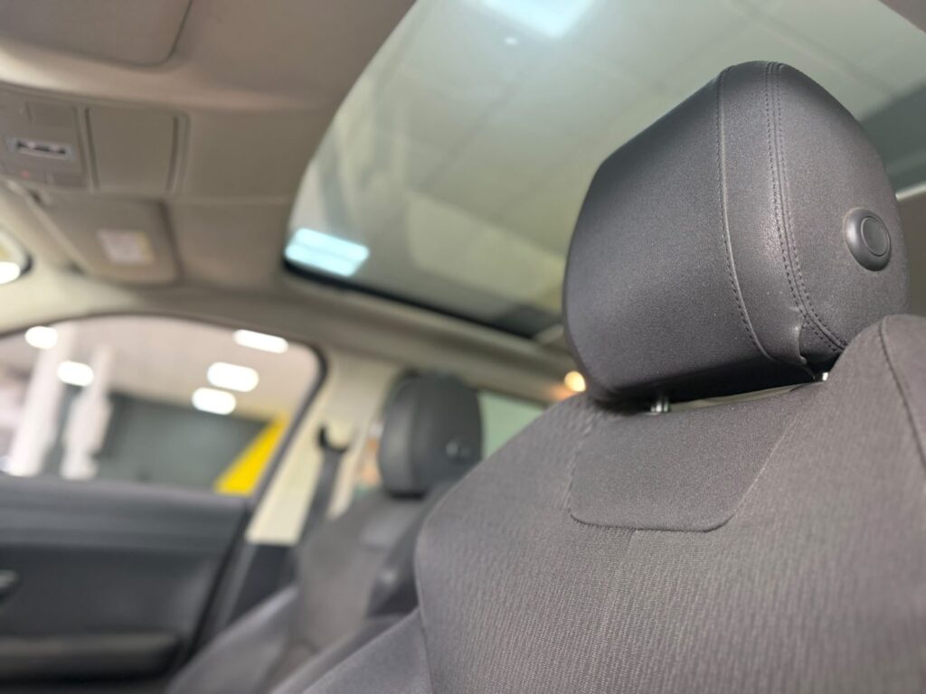 Range Rover Evoque TD4 4x4 Pure 2016 techo panorámico desde el asiento