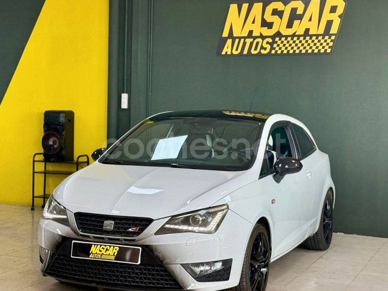 SEAT Ibiza SC 1.4 TSI Cupra DSG 2013 foto 3