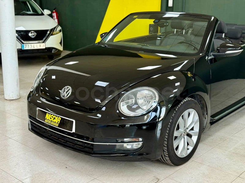 VOLKSWAGEN Beetle Cabrio Design 2.0 TDI BMT 2016 foto 5