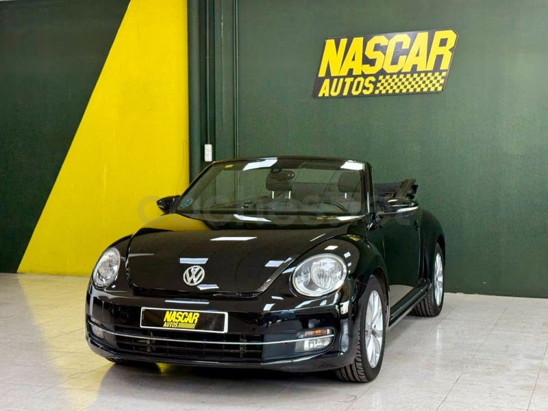 VOLKSWAGEN Beetle Cabrio Design 2.0 TDI BMT 2016 foto 6