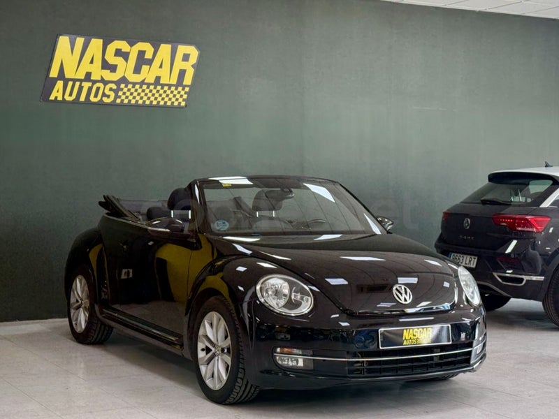 VOLKSWAGEN Beetle Cabrio Design 2.0 TDI BMT 2016 foto 8