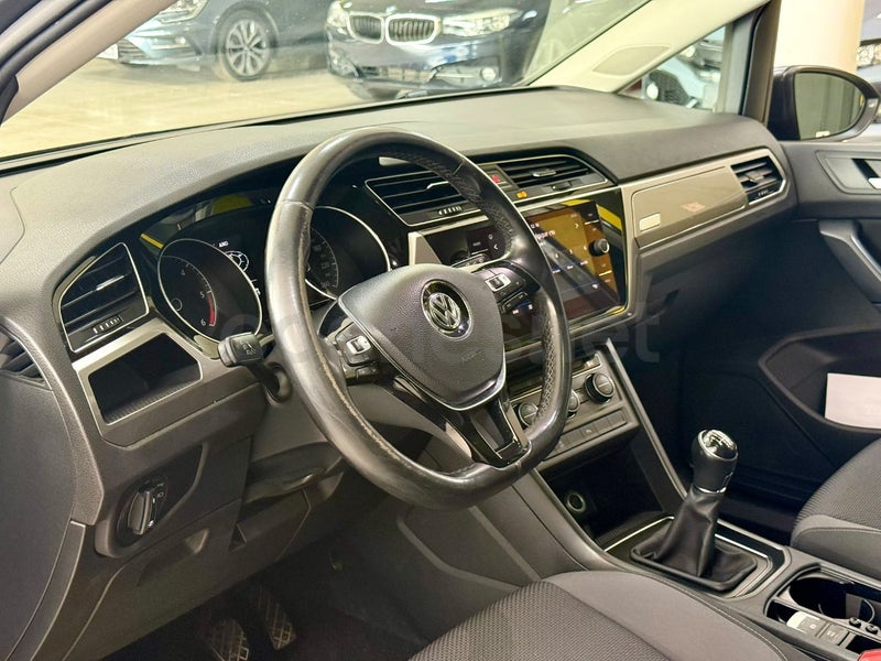 VOLKSWAGEN Touran Advance 1.6 TDI 2018 foto 5