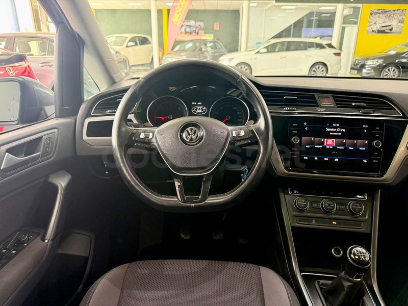 VOLKSWAGEN Touran Advance 1.6 TDI 2018 foto 6