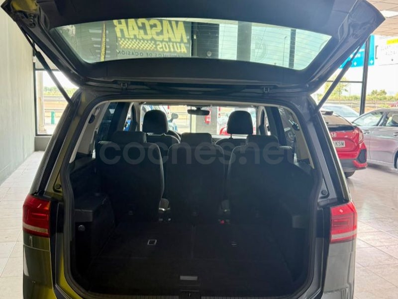 VOLKSWAGEN Touran Advance 1.6 TDI 2018 foto 12