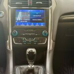 Ford Mondeo Titanium 2020 consola central SYNC