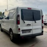 Renault Trafic 2.0 dCi 150 6 plazas 2021 trasera lateral izquierda